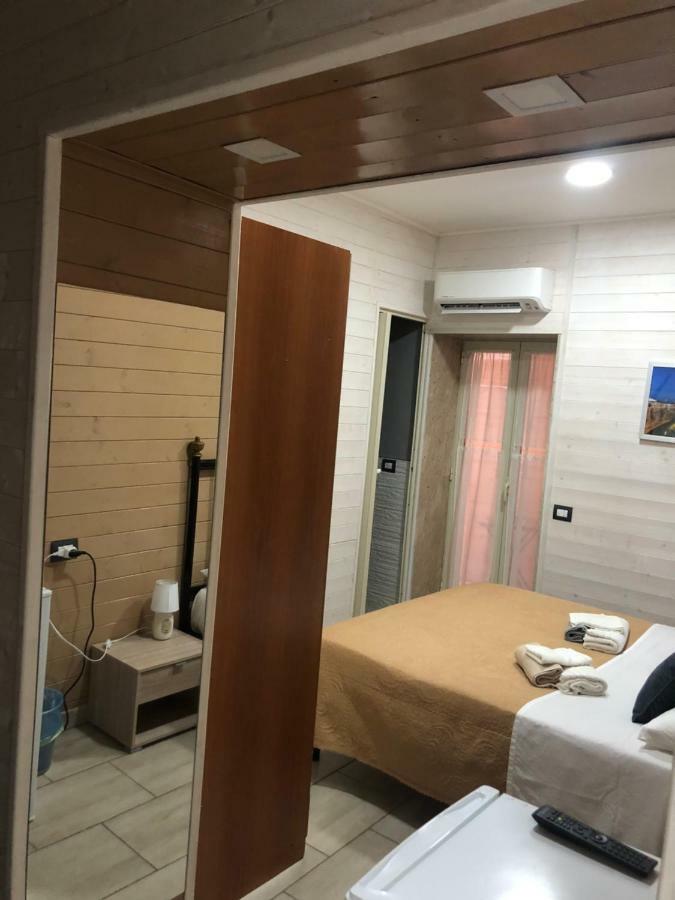 Rooms Chanel Syracuse Bagian luar foto