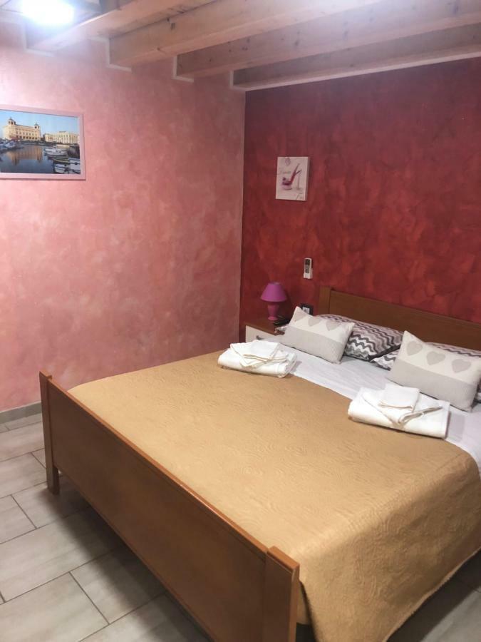 Rooms Chanel Syracuse Bagian luar foto